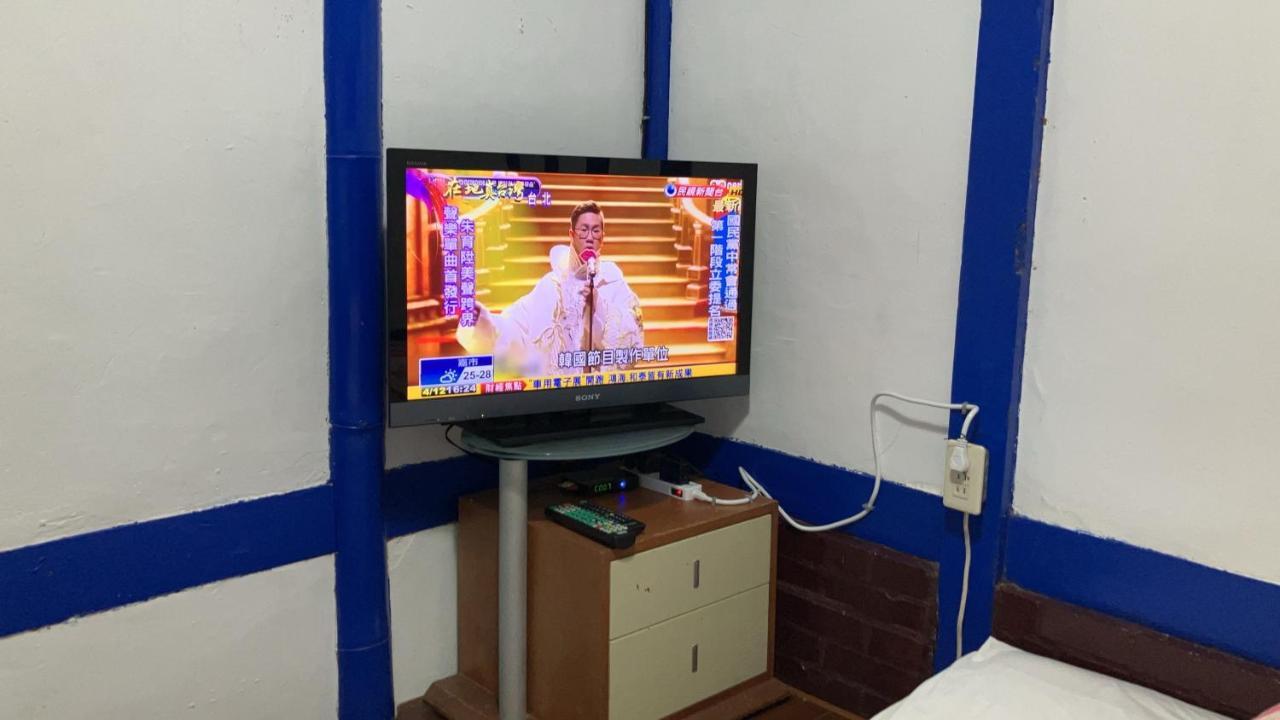 老老街 誠君民宿 Фэньчиху Экстерьер фото